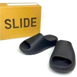Yeezy slides - Onyx